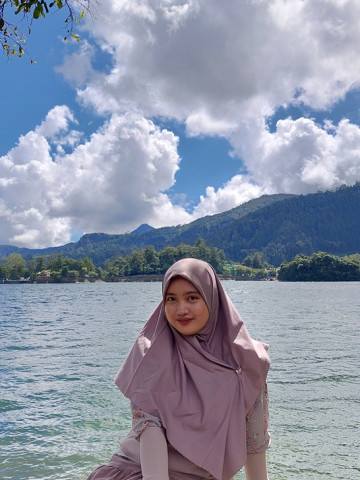 Veronica Junior Ayme Surya, S.Pd.