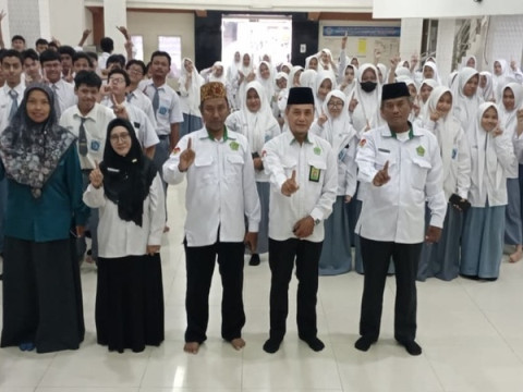 SMAMSA Terima Kunjungan Kemenag Simokerto dalam Sosialisasi 
